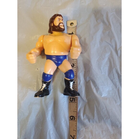 Hacksaw Jim Duggan WWE WWF Action Figure Wrestling Toy Figure Vintage 91' Hasbro - Picture 10 of 10